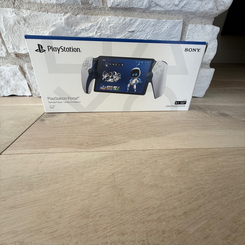 Sony PlayStation Portal - Black and White
